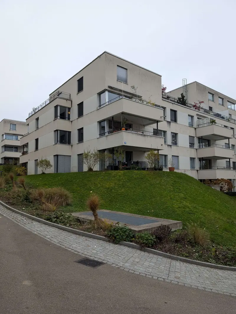 Residential property of Bau- und Siedlungsgenossenschaft Höngg (BSH) Zürich