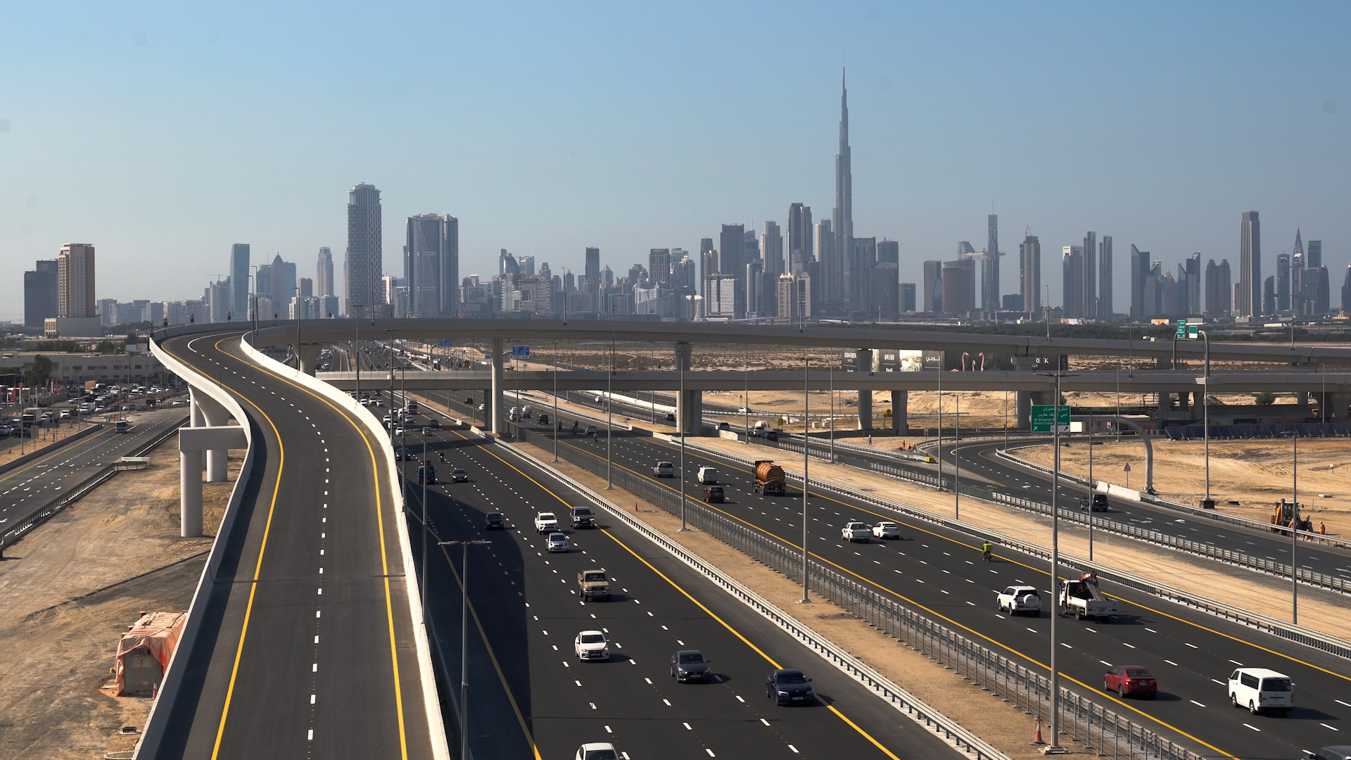 Dubai Opens New Exit, Cutting Travel Time to Al Ain and Ras Al Khor by 54%