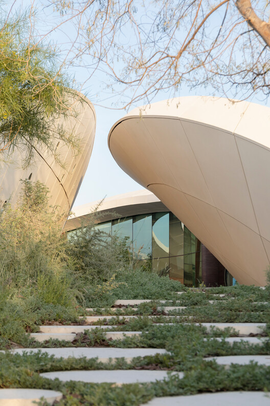 Ghaf Woods Experience Center / AOE + STUDIOI | ArchDaily