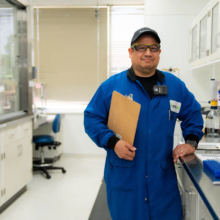 Lab tech at Synata Bio