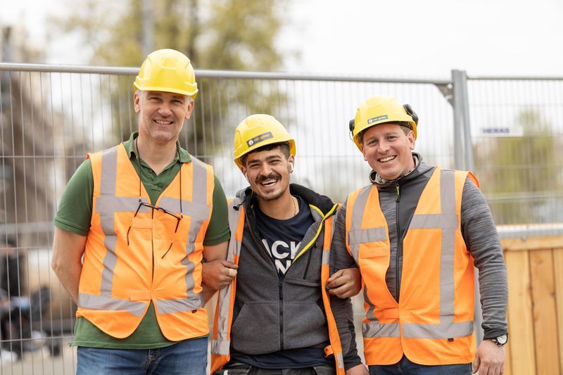 Leanne ontmoet haar collega's niet alleen op kantoor, maar vooral ook op projectlocatie..