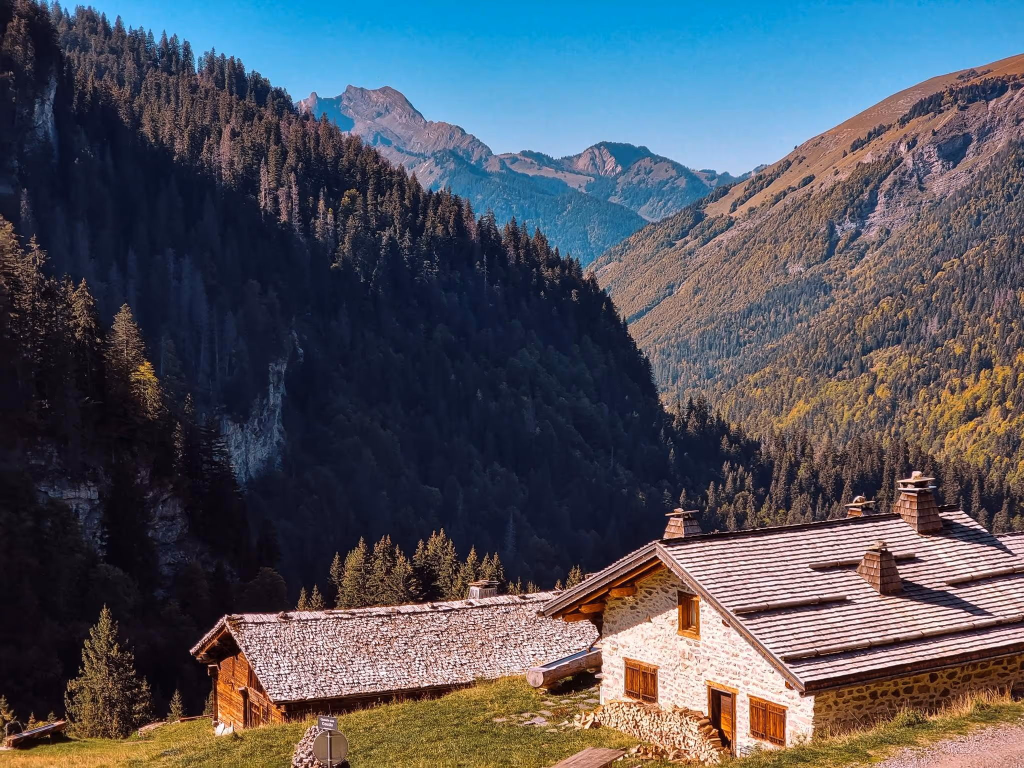 Refuge de montagne dans les Écrins — week-end pour s'émerveiller.