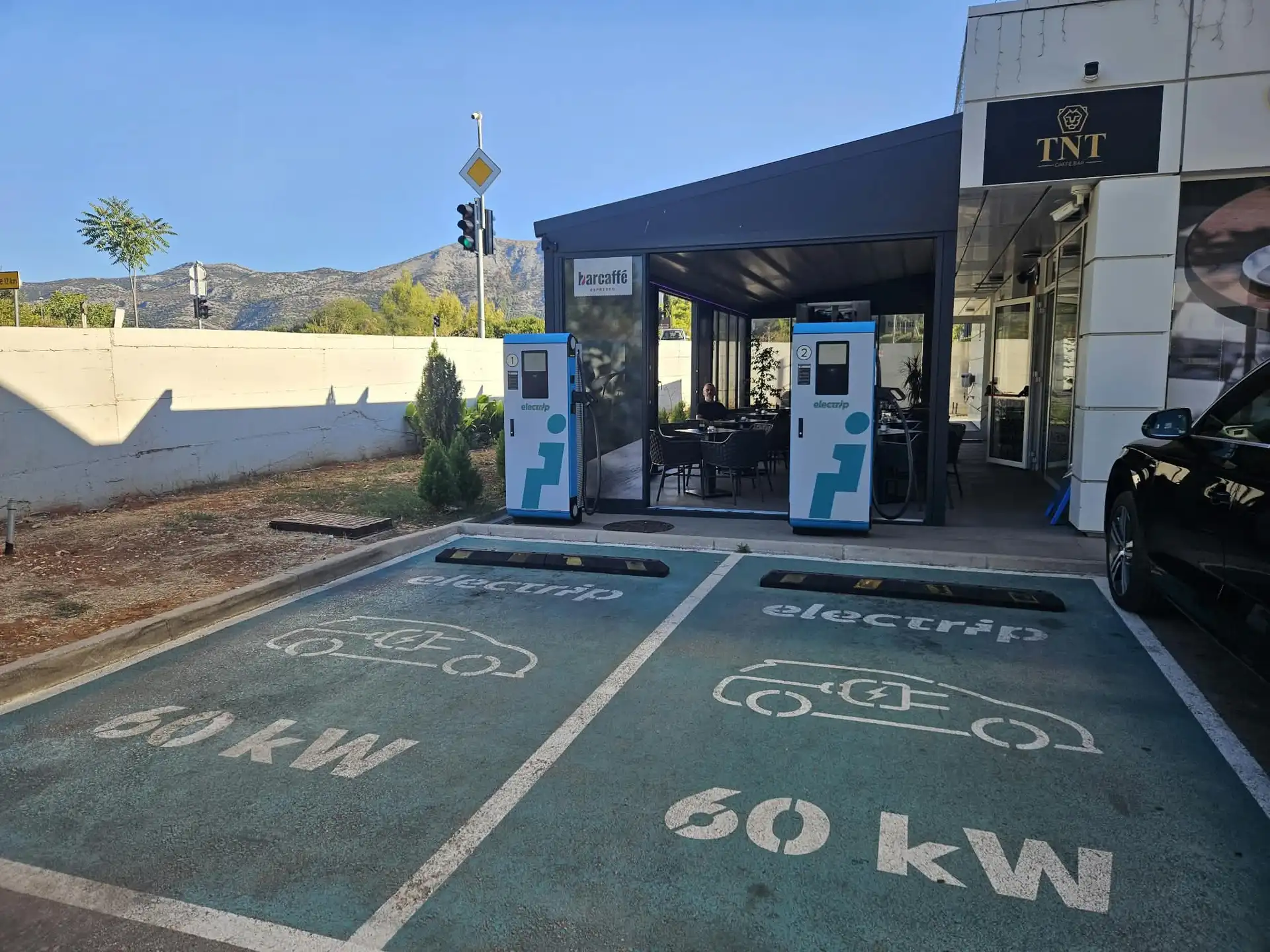 Brzi Electrip punjači od 60 kW na benzinskoj postaji Eurotank na Korčuli