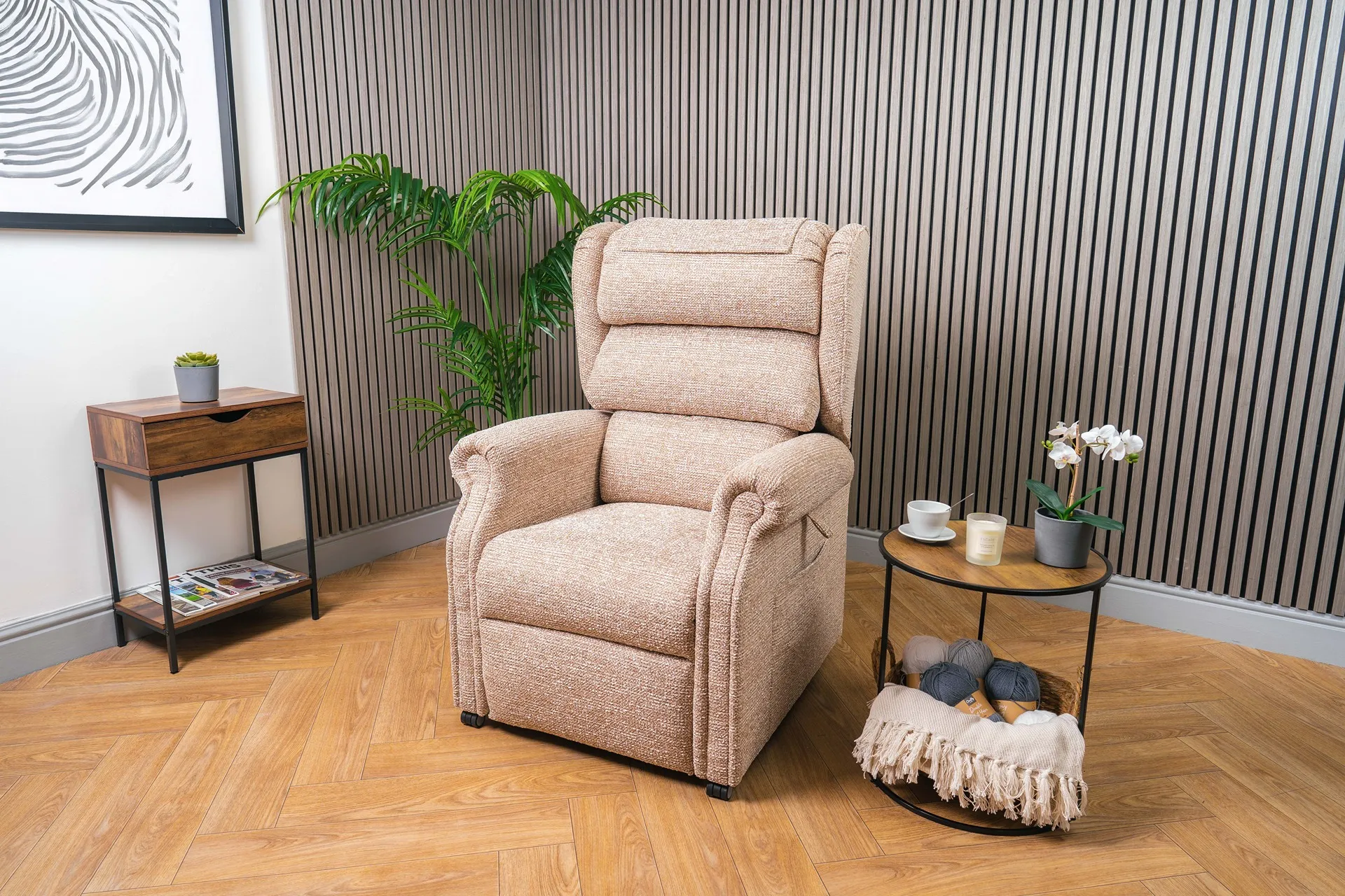 Riser recliner product shot