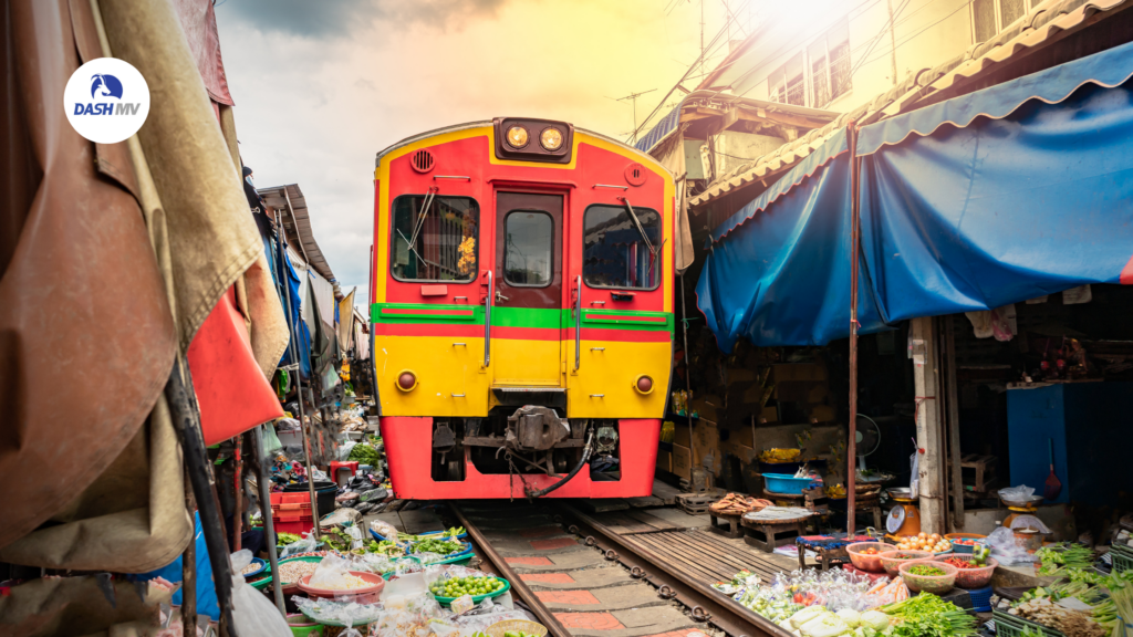 เที่ยวตลาดร่มหุบ