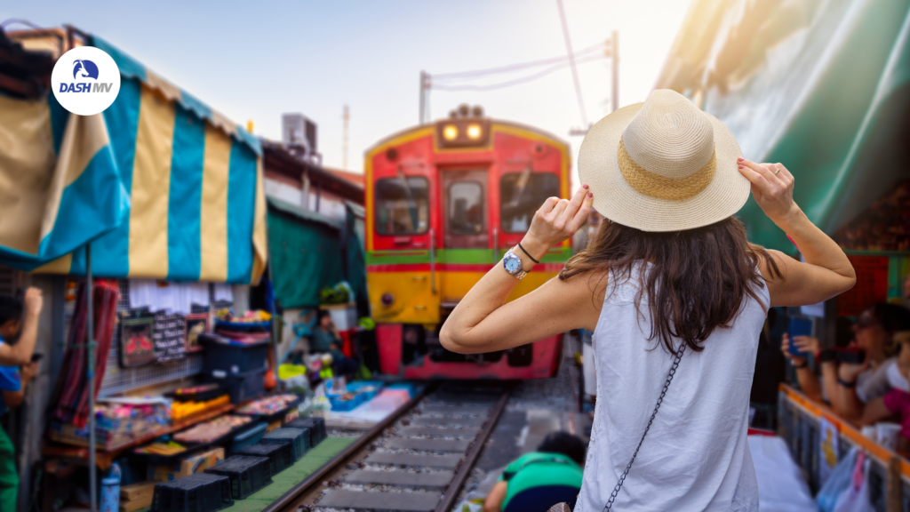 เที่ยวตลาดร่มหุบ