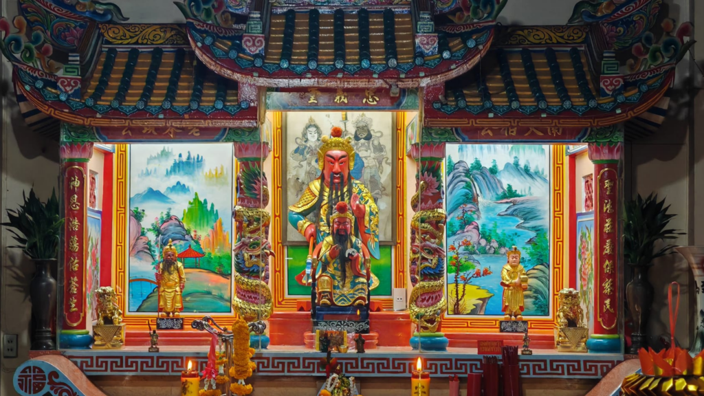 ศาลเจ้ากวนอู ตลาดเก่าเยาวราช