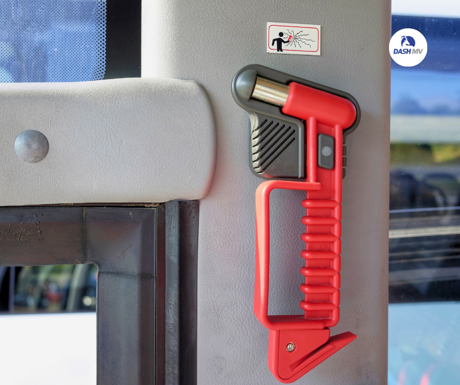 ค้อนทุบกระจกรถ