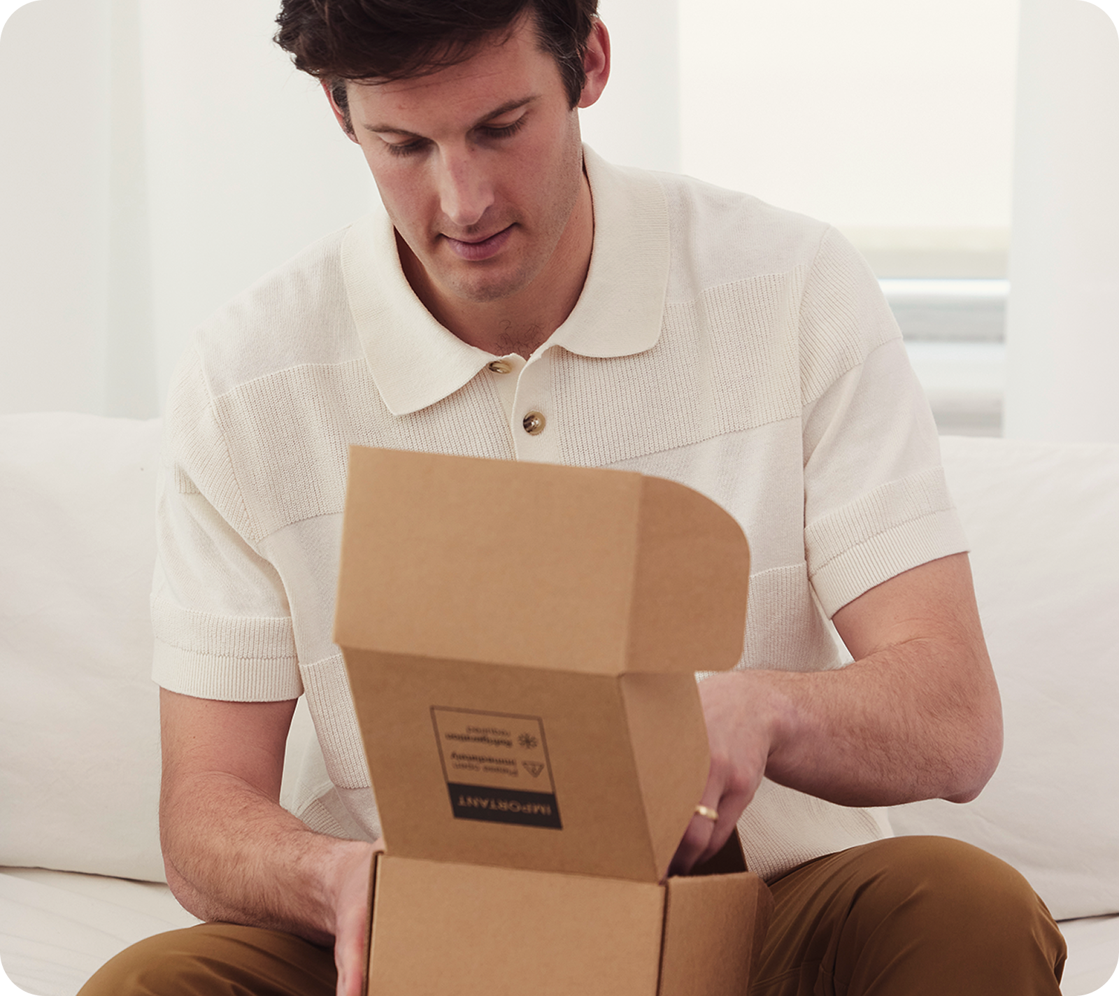 Gloved hand placing a vial into a cryostorage tank—secure, temperature-controlled sperm preservation using liquid nitrogen