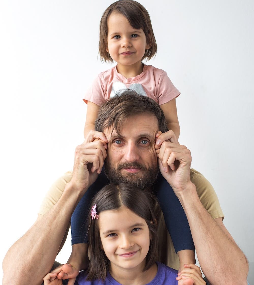 Average age of fathers in the United States: Paternal age trends in the latest data (2026)