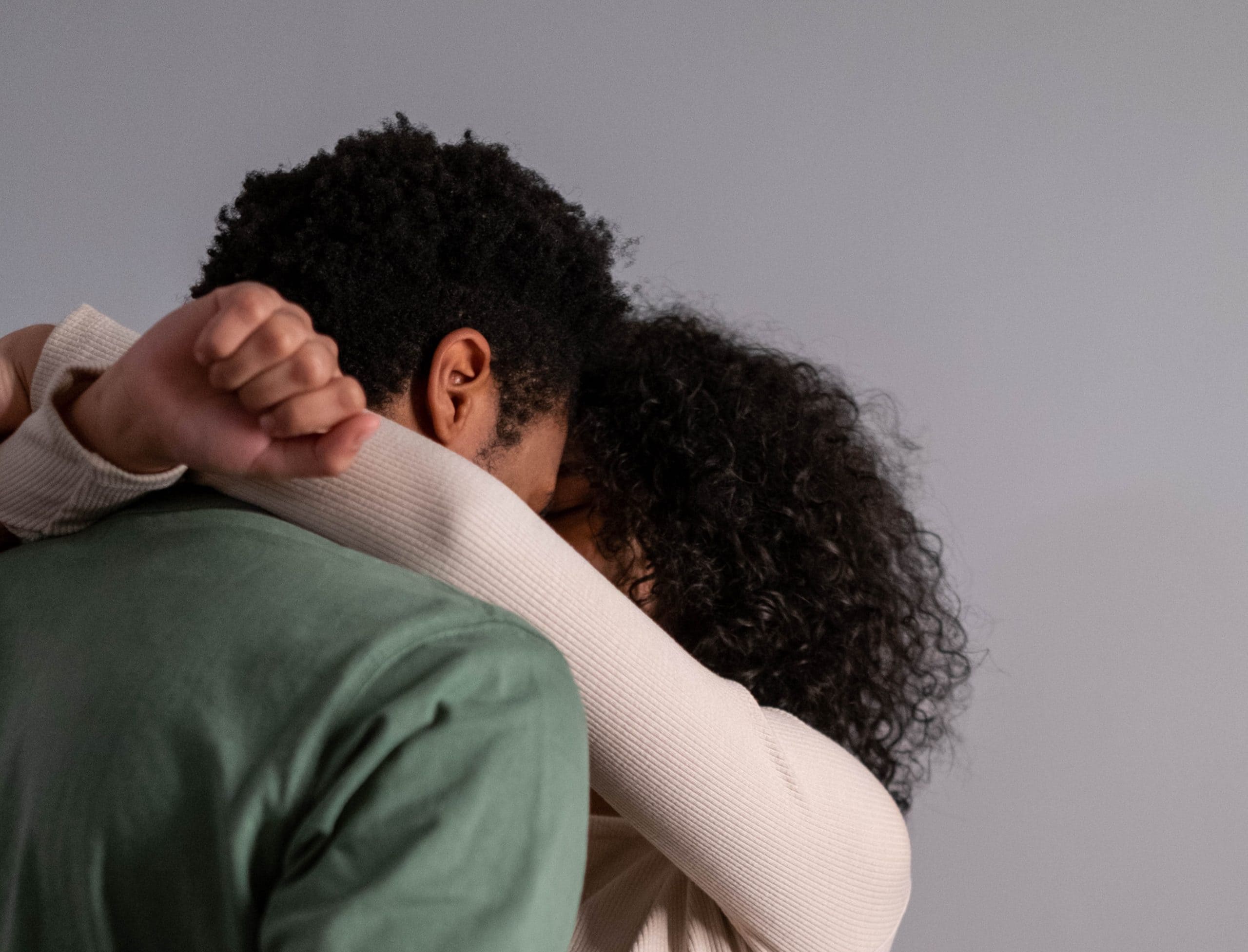 Supporting your partner through a diagnosis of male-factor infertility