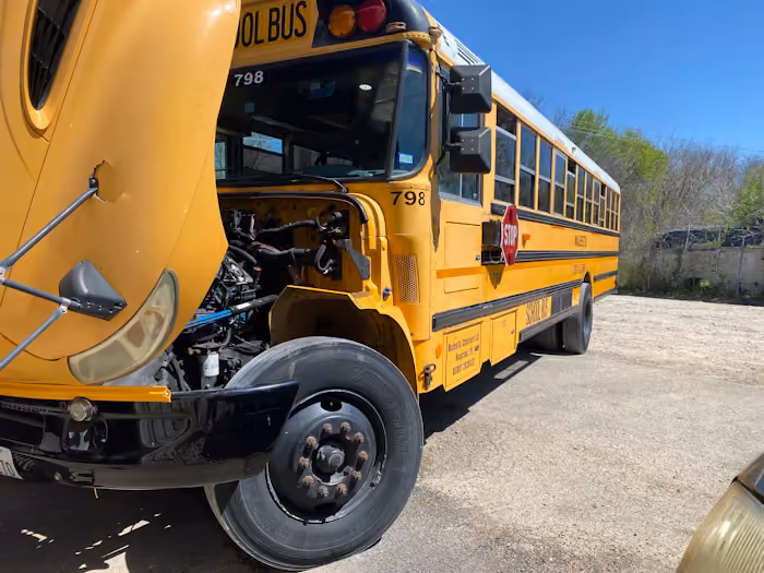 Diesel mechanic performing Bus Repair in Dubuque, IA