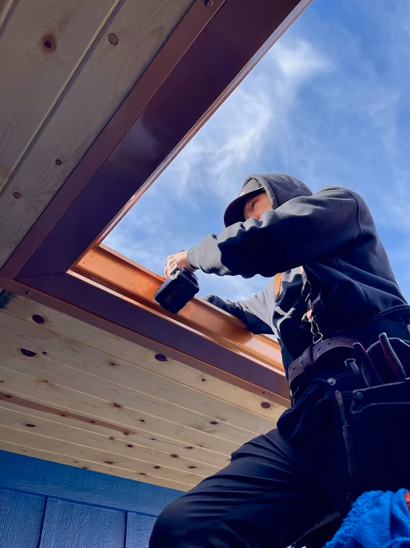 A professional gutter installer