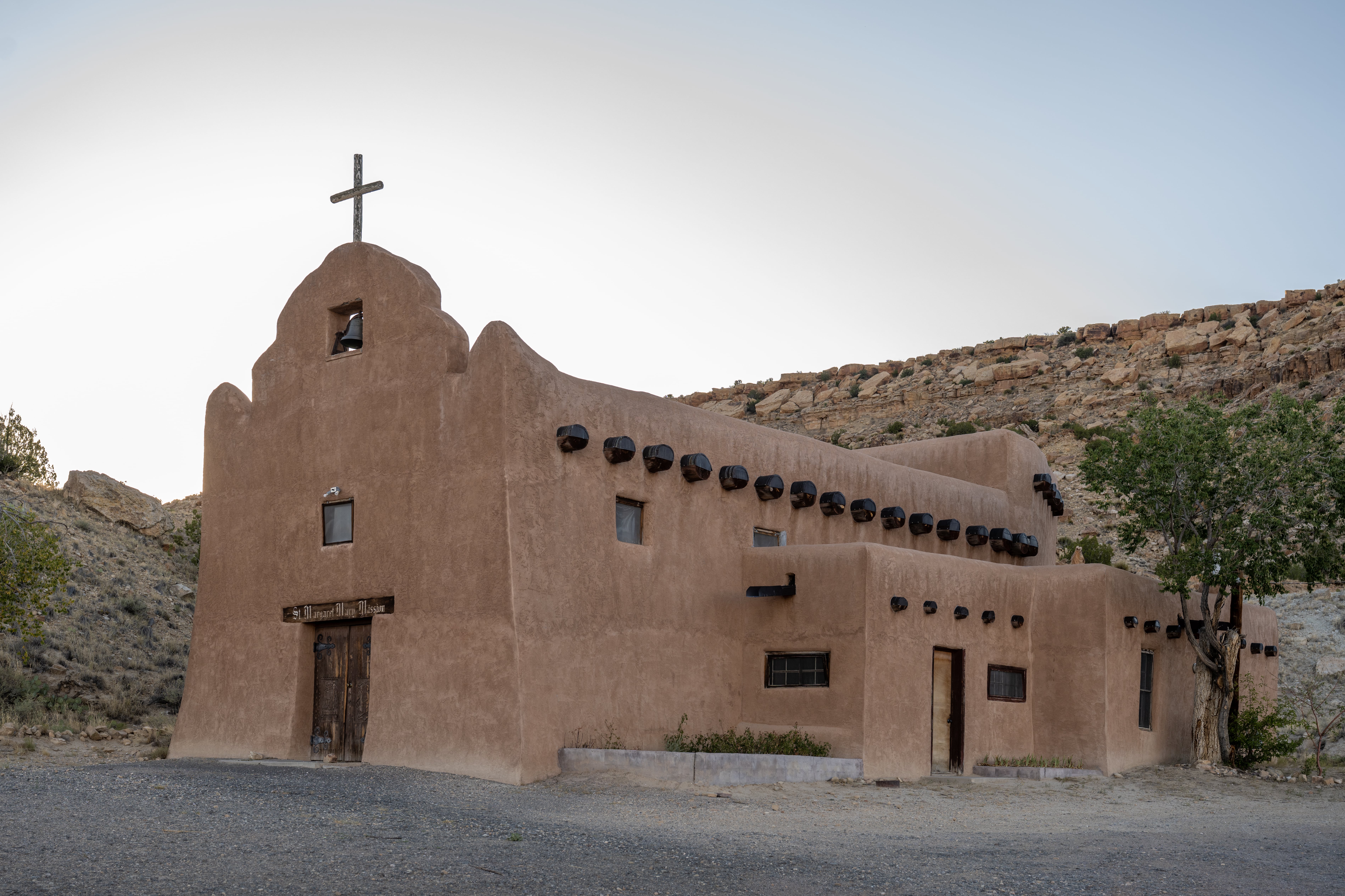 Picture of a church in New Mexico
