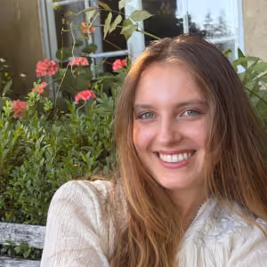 Arielle Bloom, from Portland, Oregon