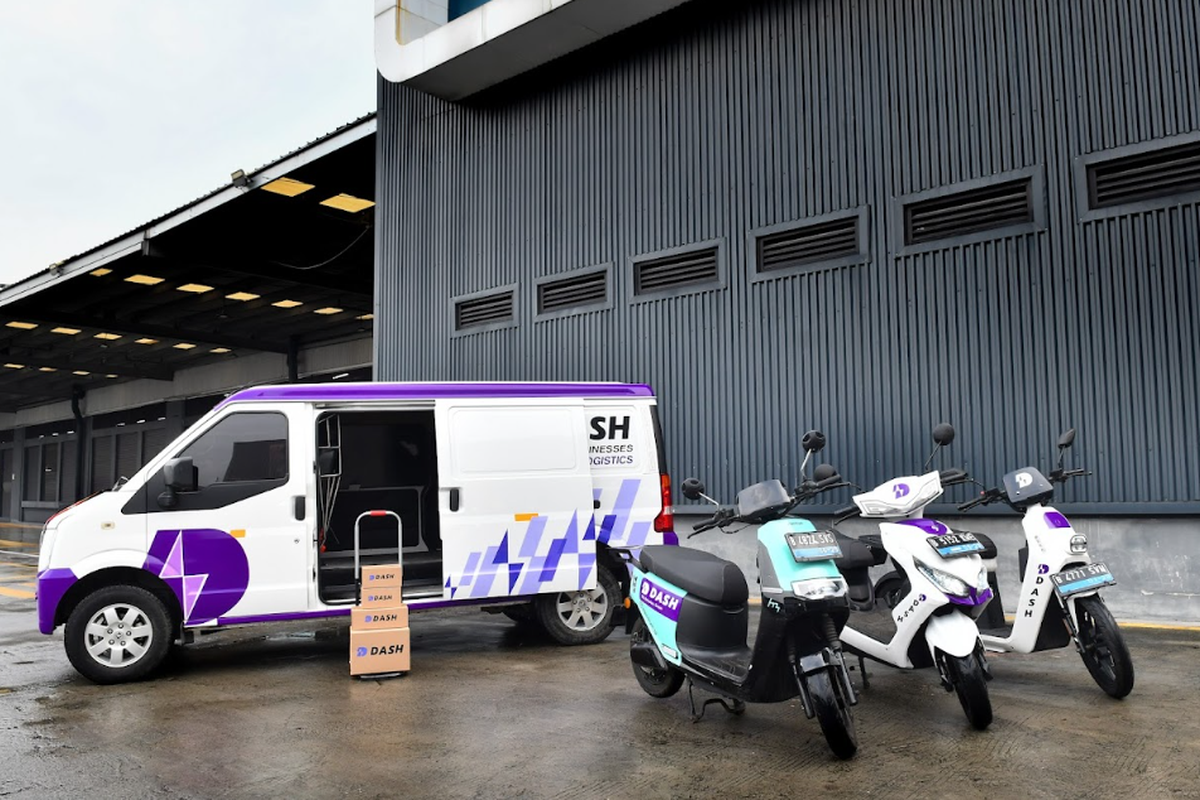 Green Fleet Revolution: How Electric Vehicles Are Transforming Indonesia's Logistics Landscape