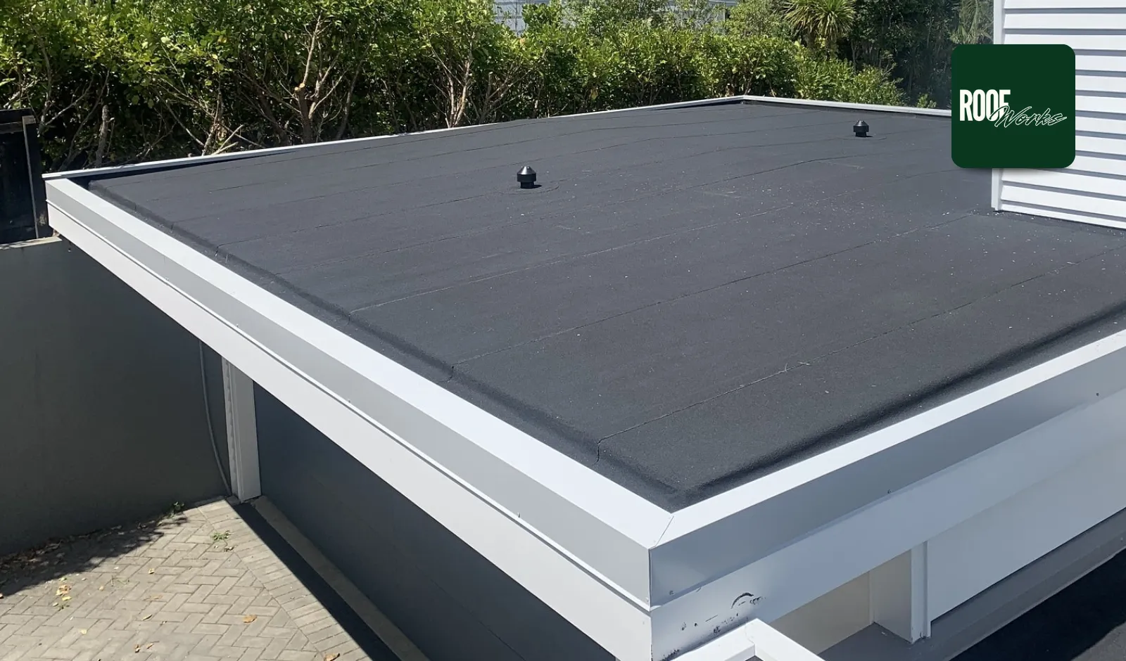 What Is the Best Material for a Flat Roof? Expert Guide