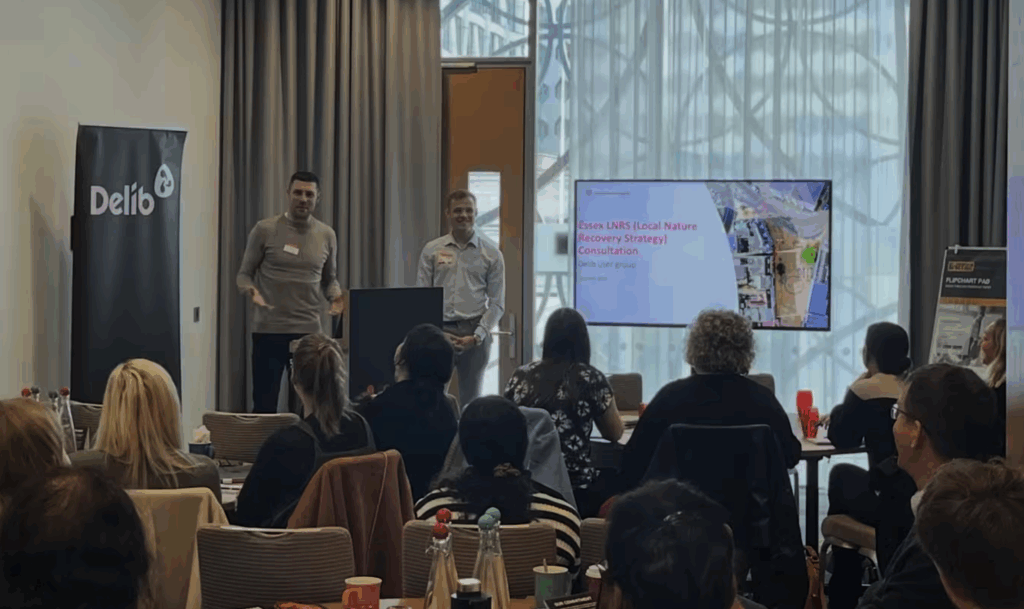 delib team running a presentation on LNRS consultations