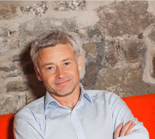 Photo of Nick Davies CEO and founder of neighbourly.com