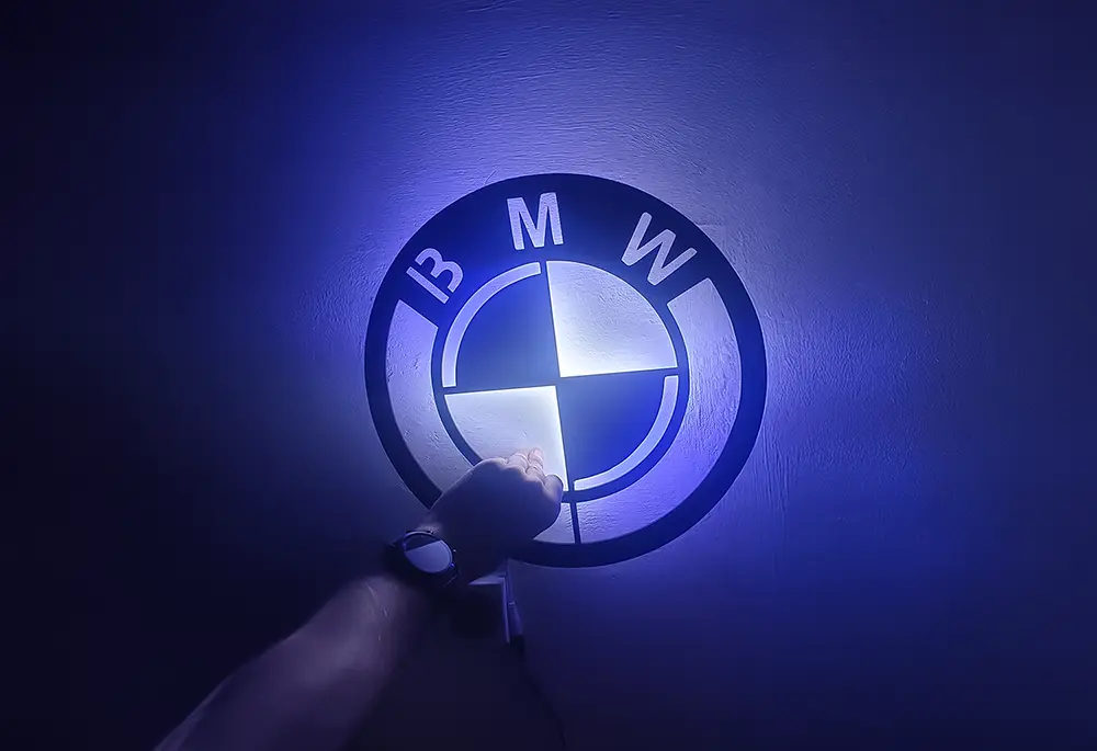 Okrągłe logo bmw LED