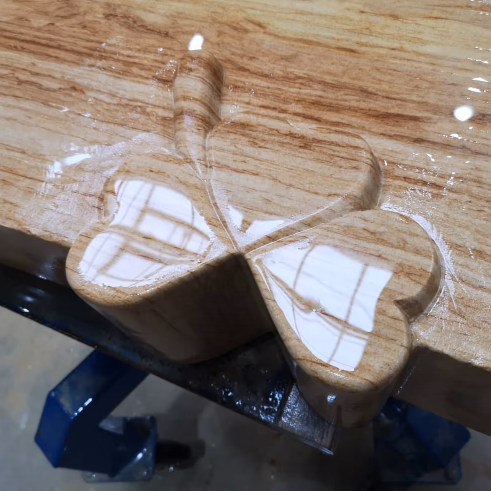 Tombstone decoration in marble with 3d sculpted decorations