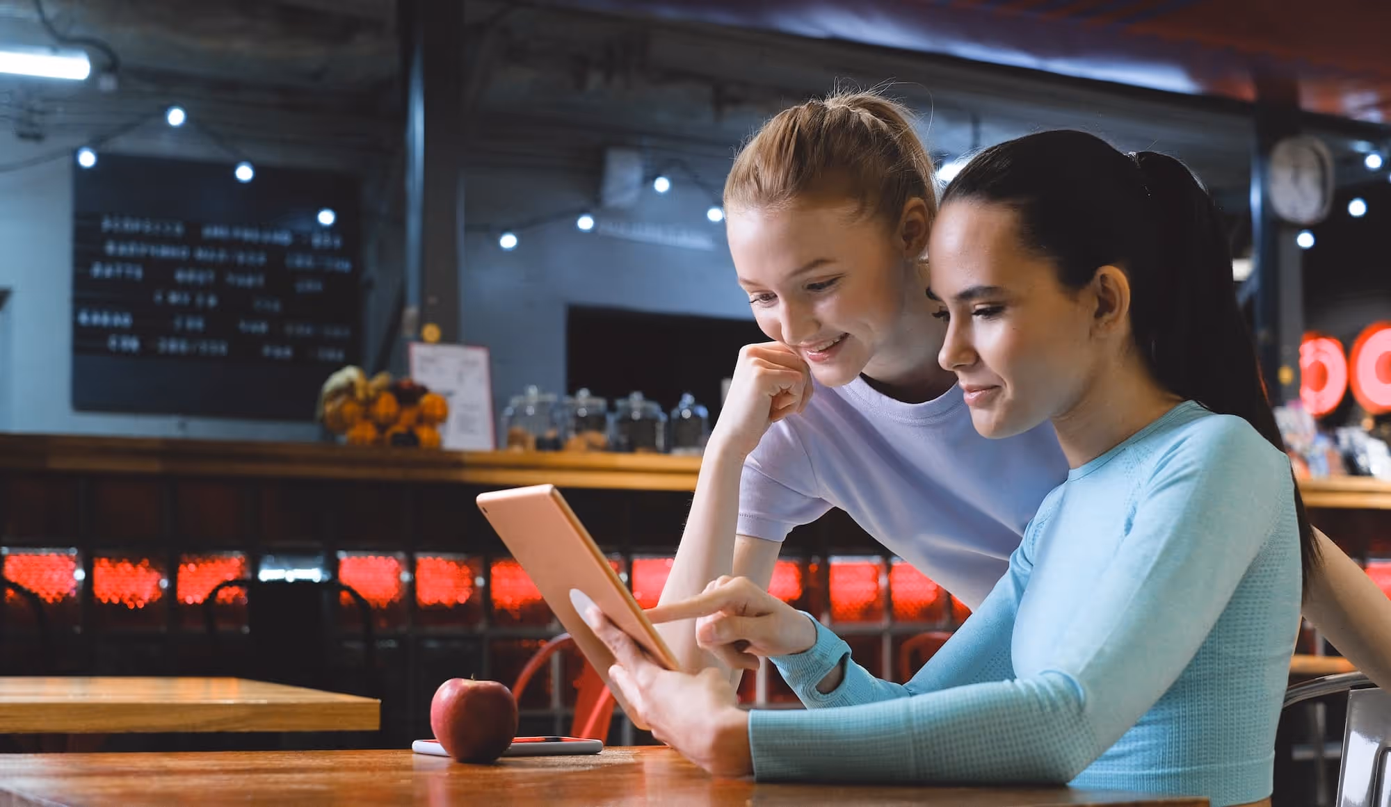 Signs it's time to upgrade your restaurant POS | hotel pms software