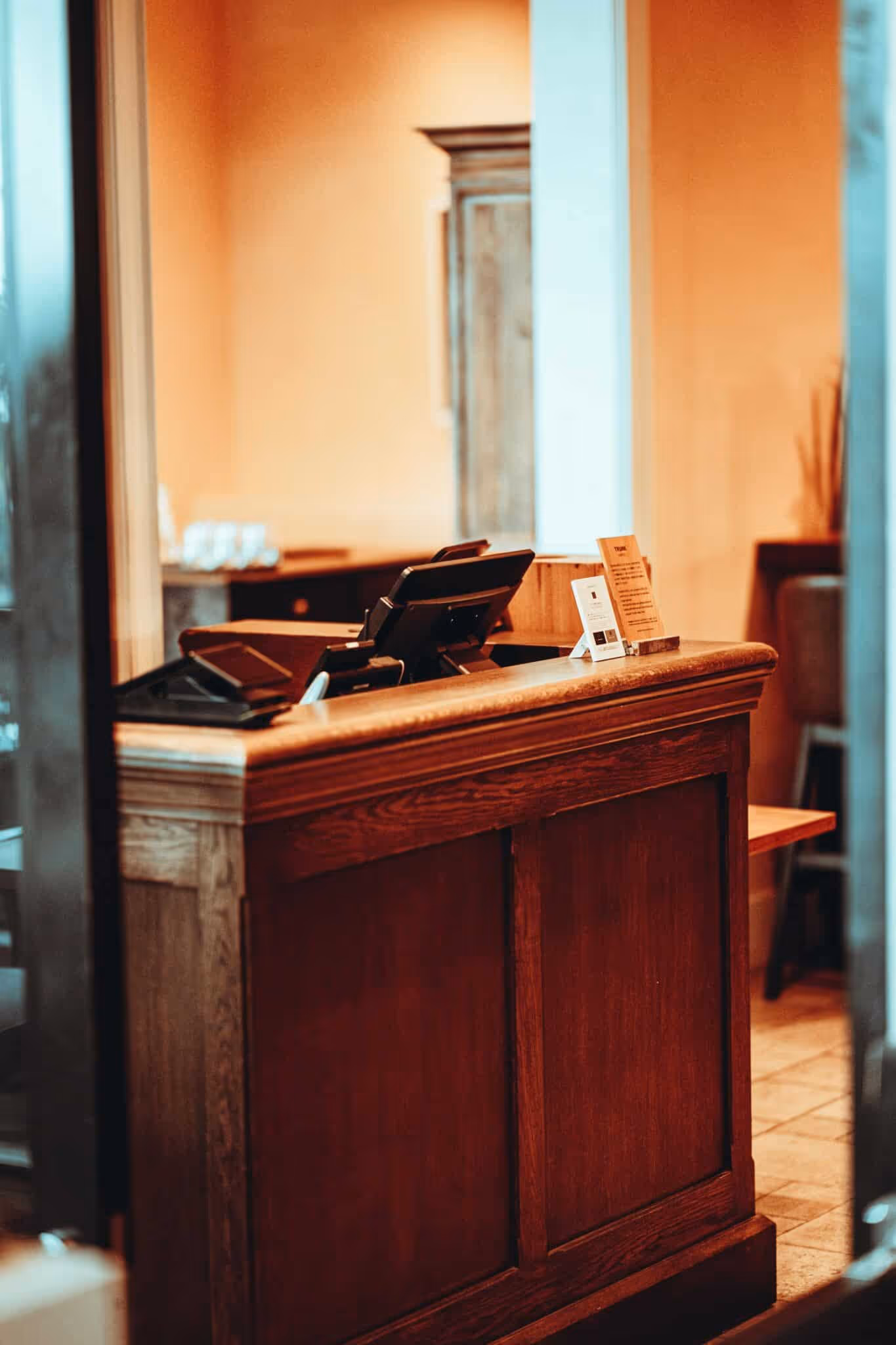 hotel-front-desk
