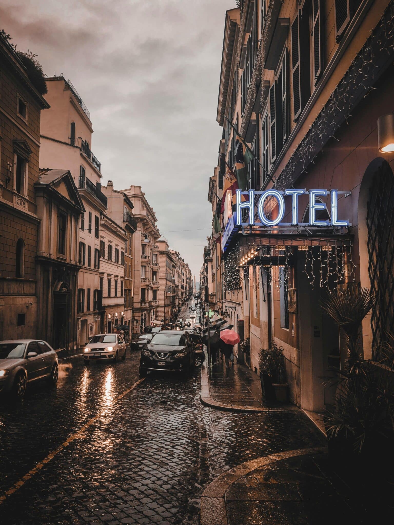 How-to-Start-a-Hotel-Business