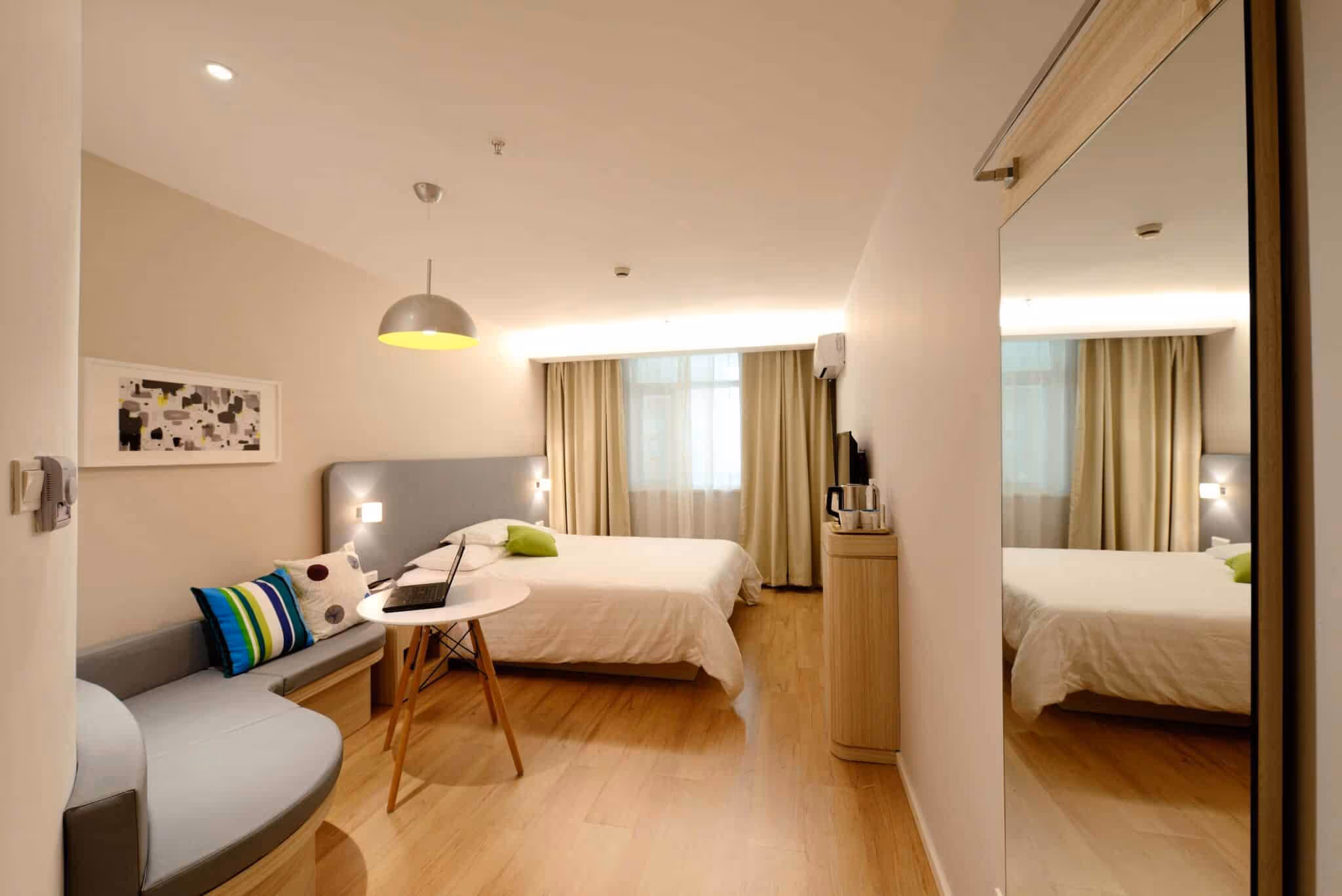 best-hotel-management-software