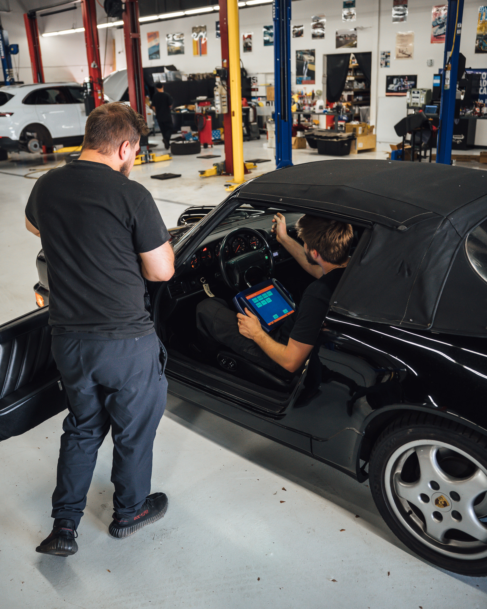 Pulling ECU data from a Porsche