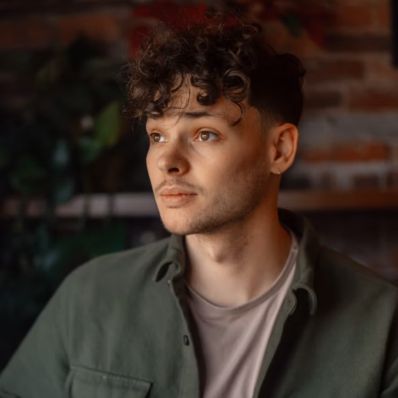 [headshot] image of customer (for a general contractor)