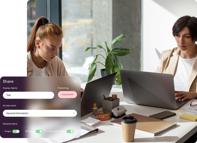 Campaign report access and publishing settings in Shikenso Campaign showing visibility and status controls