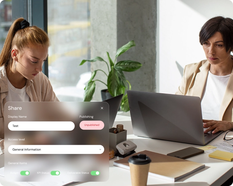 Campaign report access and publishing settings in Shikenso Campaign showing visibility and status controls