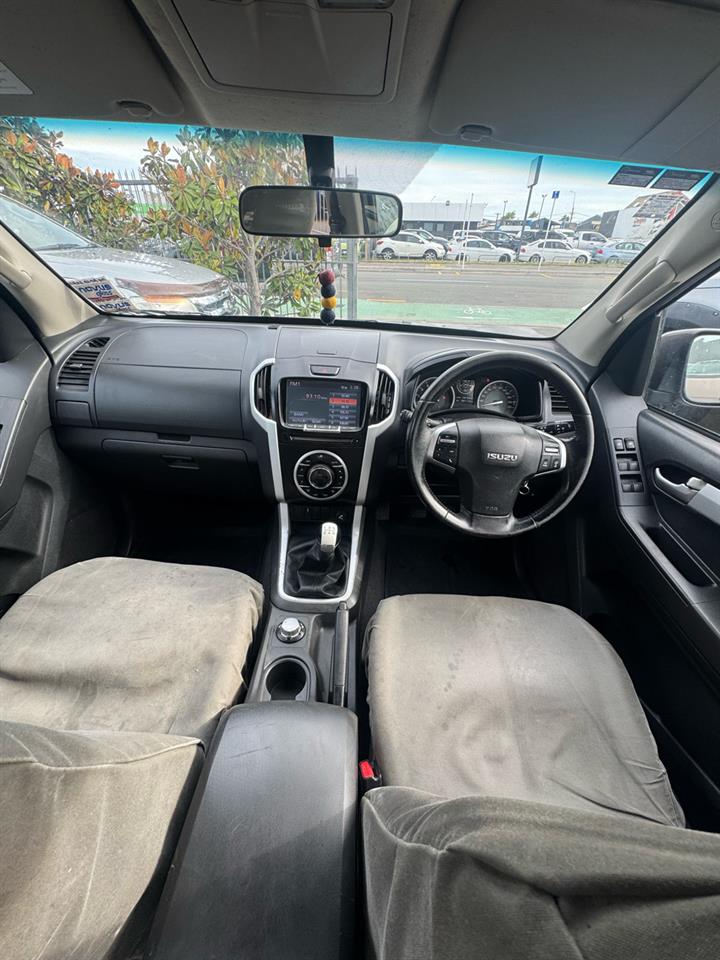 42b2158c-067b-40aa-a33f-61ba1662a901 - Image 7