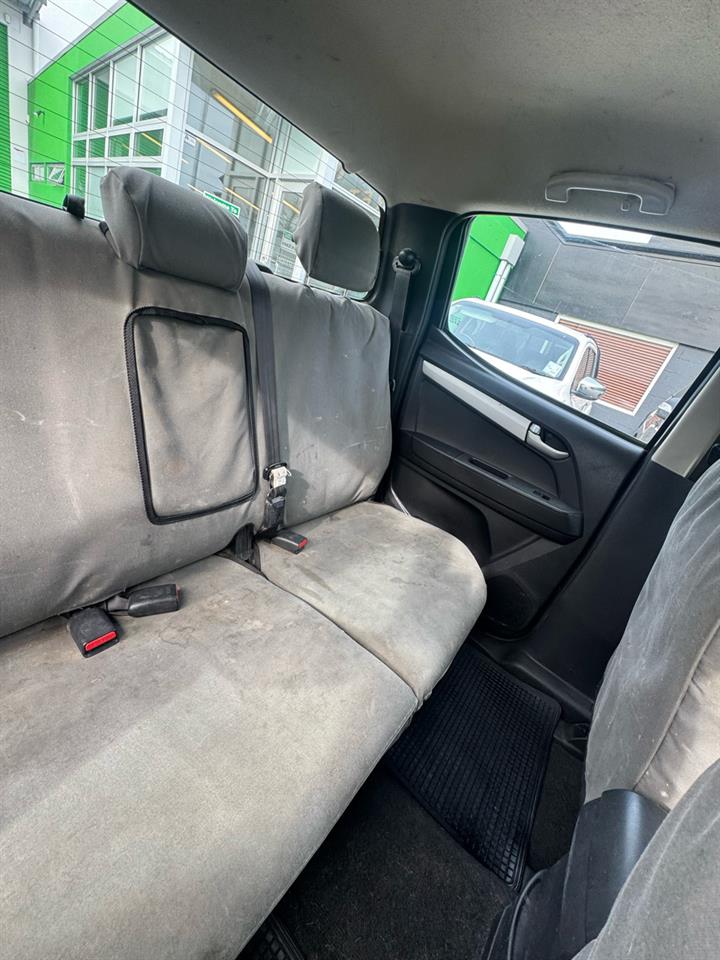 42b2158c-067b-40aa-a33f-61ba1662a901 - Image 9