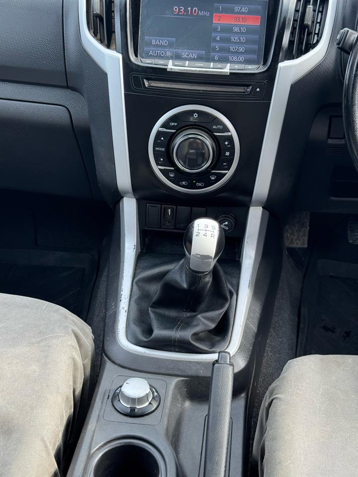 42b2158c-067b-40aa-a33f-61ba1662a901 - Image 10