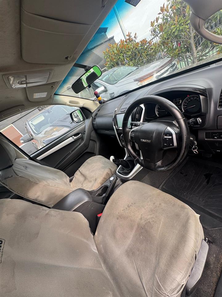 42b2158c-067b-40aa-a33f-61ba1662a901 - Image 8