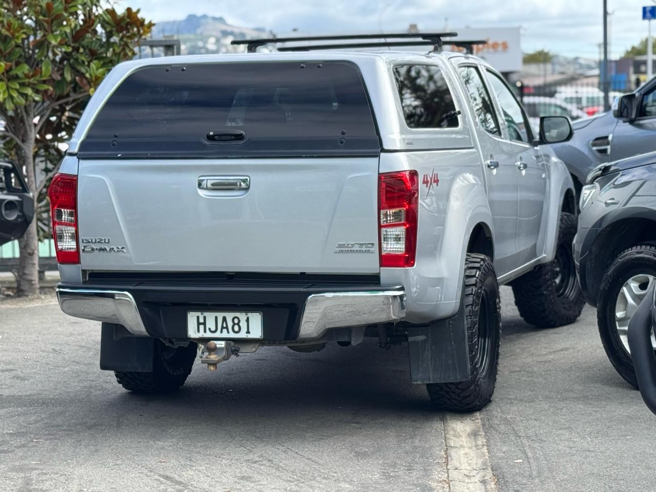 2f9fa1a1-3c9a-4575-b1af-5813d31b3c06 - Image 3