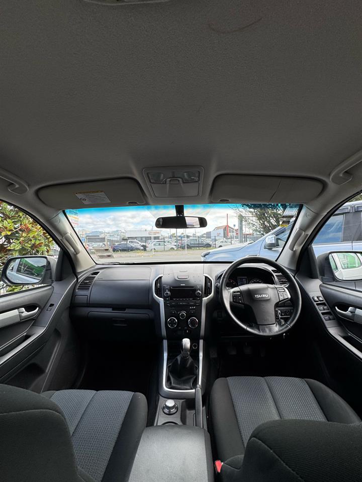 2f9fa1a1-3c9a-4575-b1af-5813d31b3c06 - Image 6