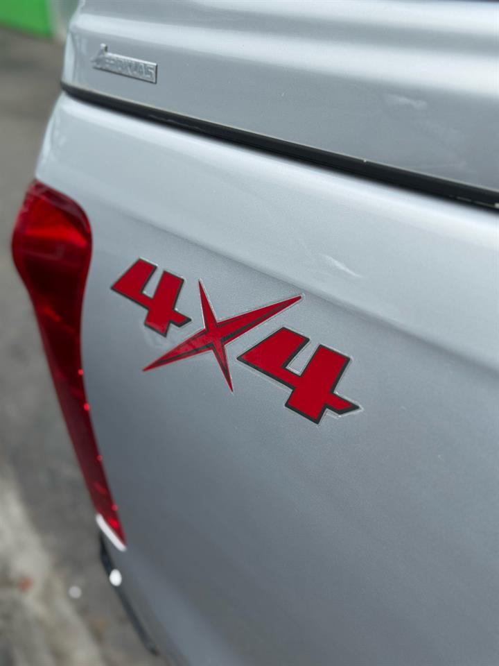 2f9fa1a1-3c9a-4575-b1af-5813d31b3c06 - Image 12