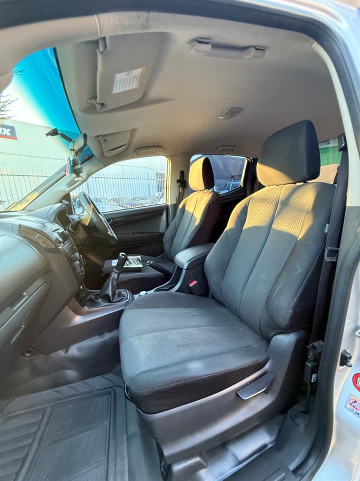 e7a178e2-dbb5-4d82-a9b9-d08a13147af0 - Image 12