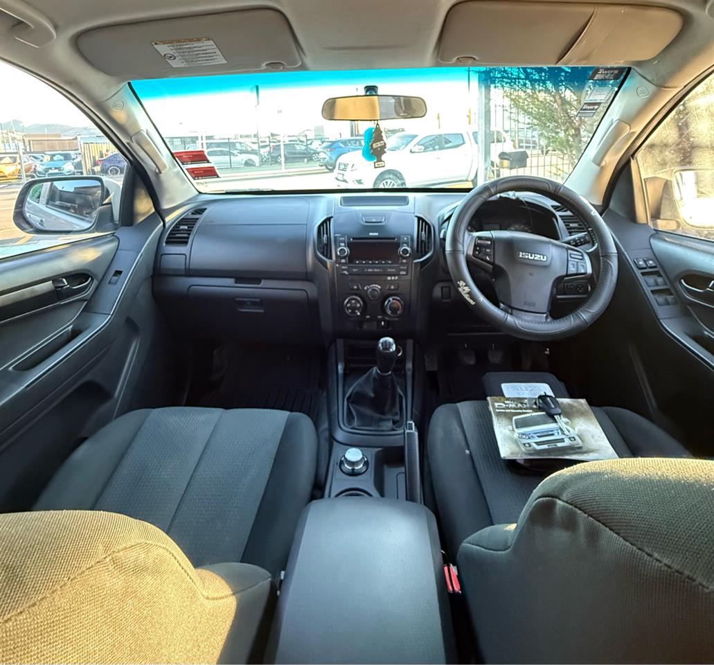 e7a178e2-dbb5-4d82-a9b9-d08a13147af0 - Image 9