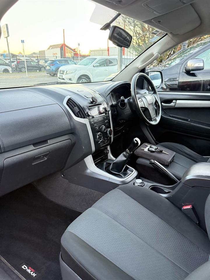 8e050e64-d279-49b7-b5a6-943d35fd8dad - Image 8