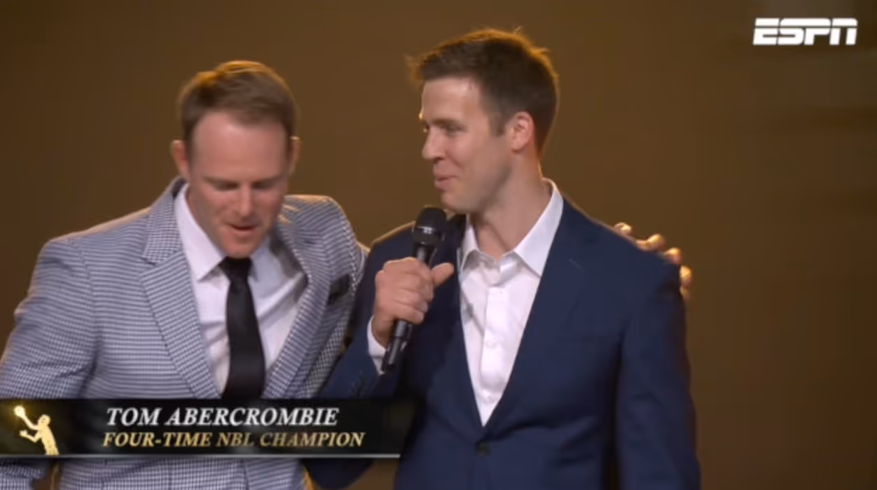 WATCH: NBL Awards Dinner - The Aussies Make a Fuss of Retiring Tom Abercrombie