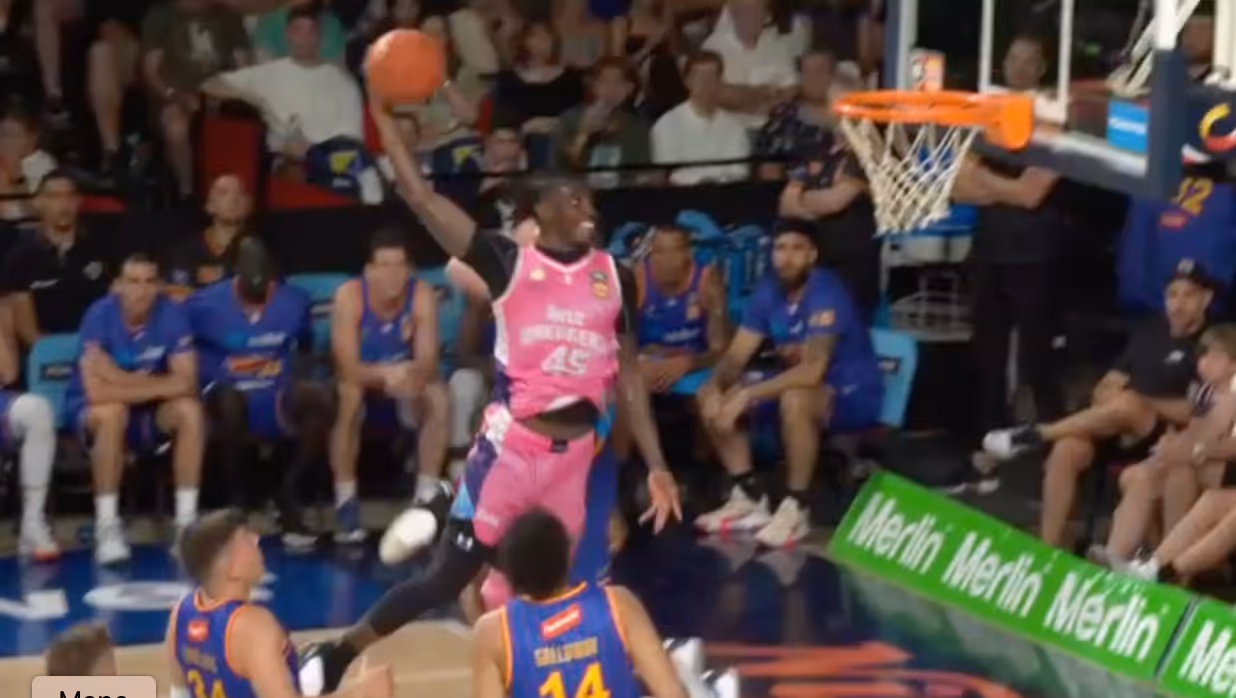 INSANE MONSTER DUNK