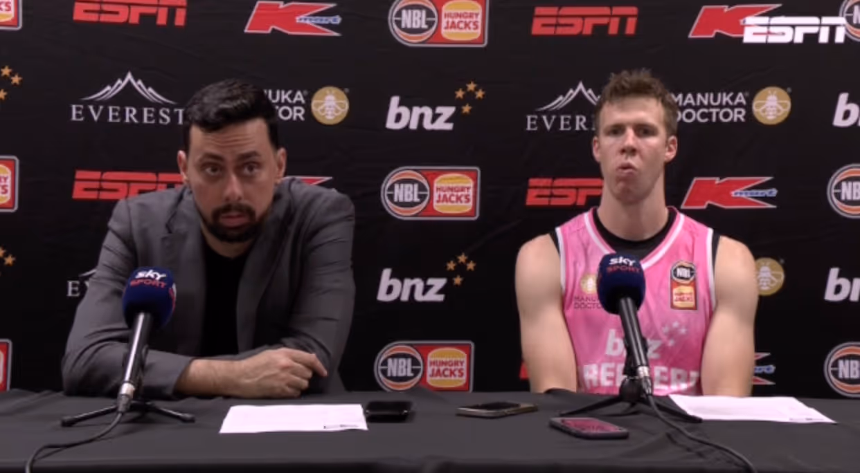 WATCH: Mody Maor - "I Like This Team"
