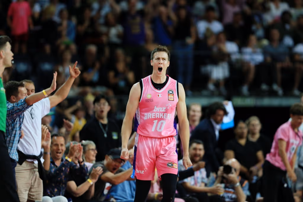 Spark Explodes as Breakers Beat Bullets 103-87