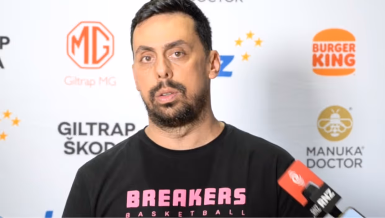 WATCH: Mody Maor - Mangok's work rate against Perth was Incredible