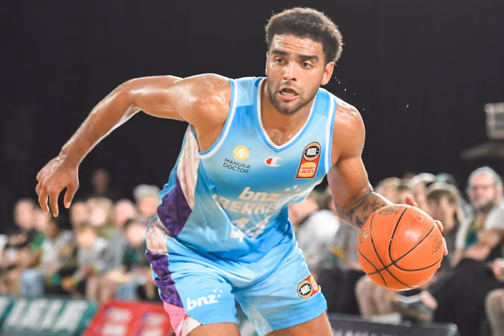 WATCH: Anthony Lamb's 24pts Against the JackJumpers