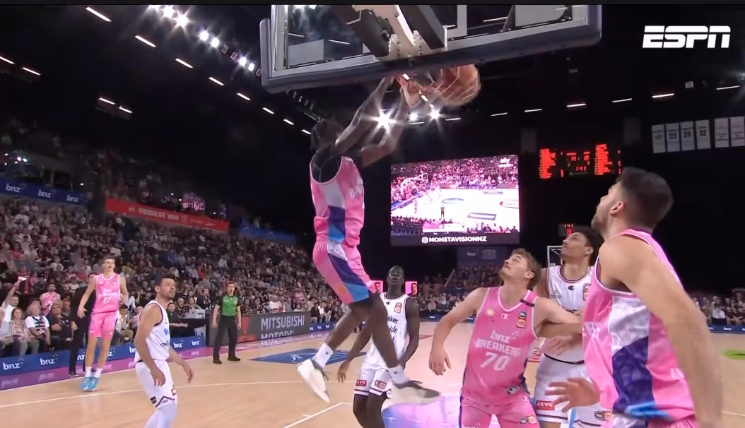 NBL24 R5 Rewind: Look Back at the 36ers' Visit to Spark